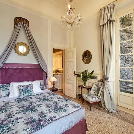 Torno Villa Sleeps 12 With Pool Air Con And Wifi Villa *