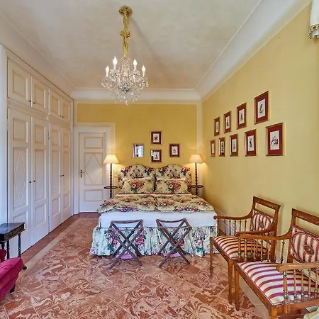 Villa Torno Villa Sleeps 12 With Pool Air Con And Wifi