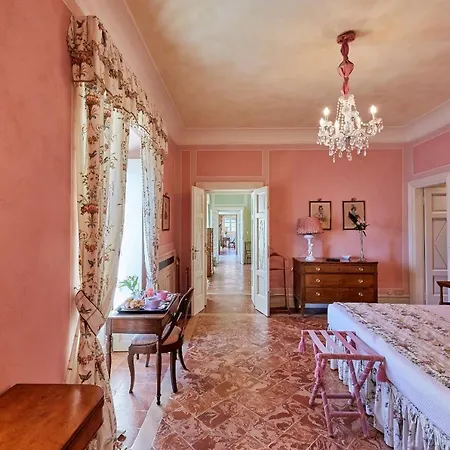 Villa Torno Villa Sleeps 12 With Pool Air Con And Wifi